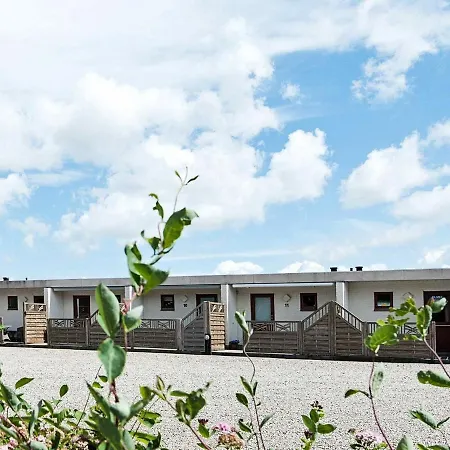 4 Person In R M By Traum Apartament *